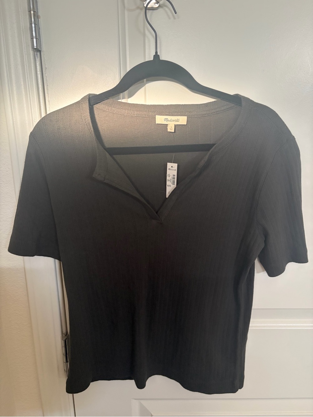 Madewell charcoal color v neck t shirt